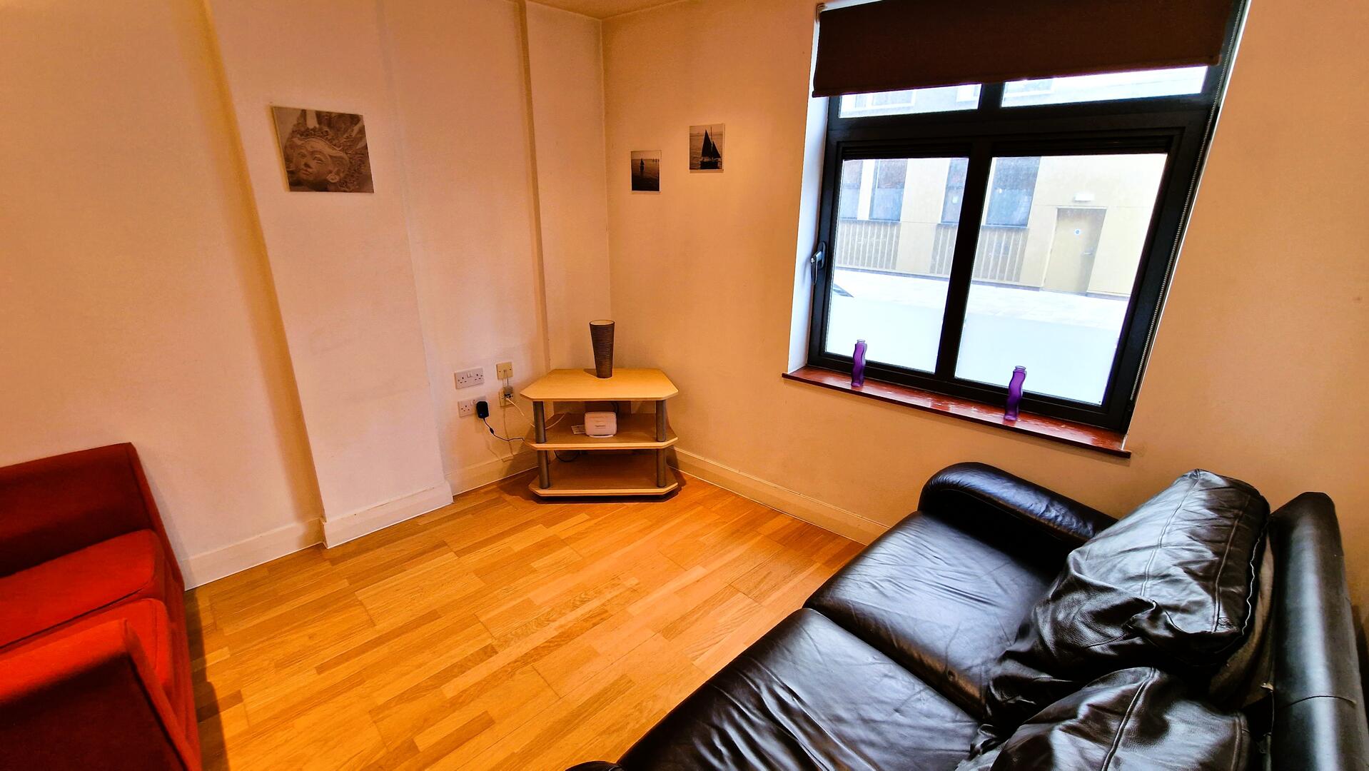 2 Lake House 66 Ellesmere Street Castlefield Locks